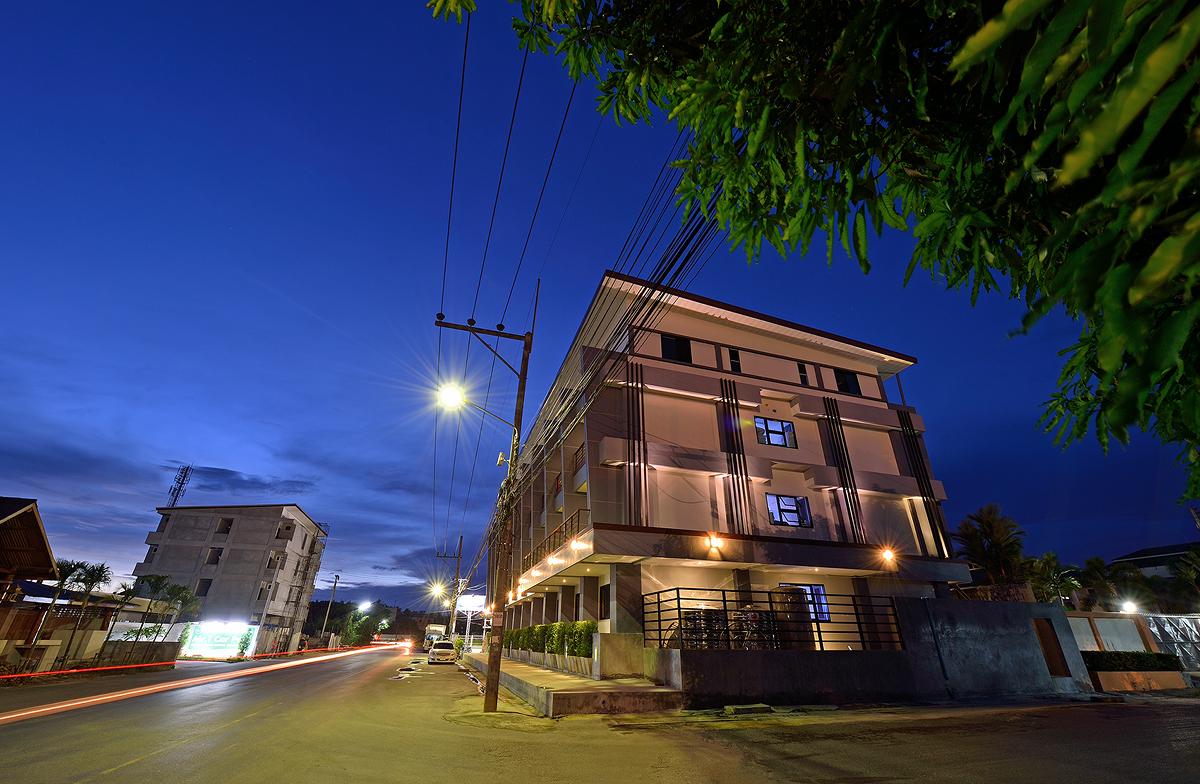 Riverside Hotel Krabi town Exterior foto