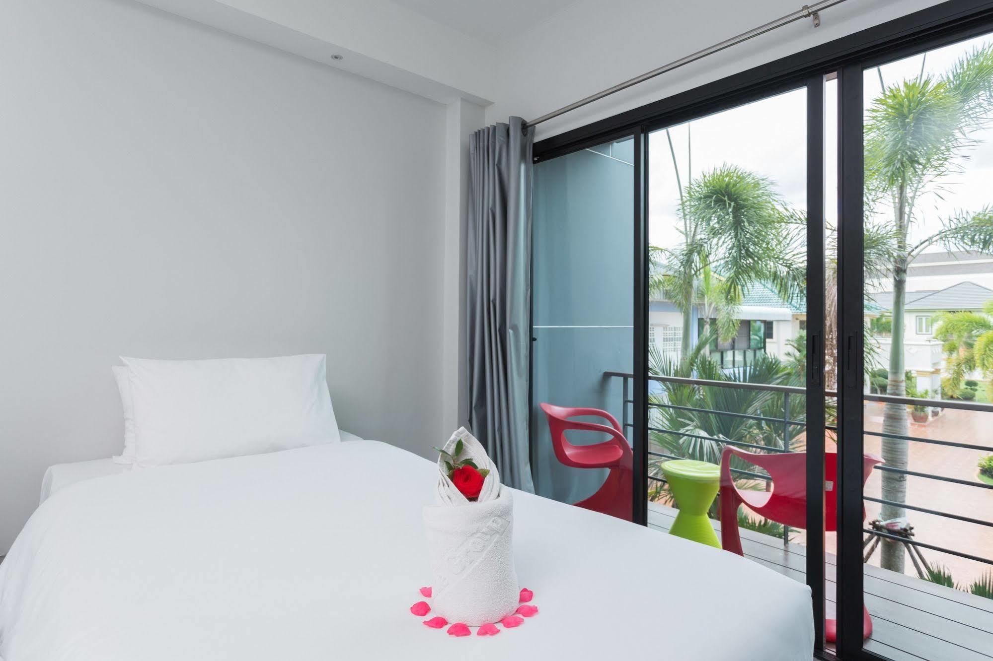 Riverside Hotel Krabi town Exterior foto